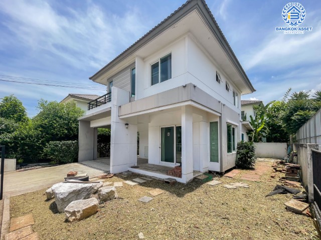 บ้านเดี่ยวมือสองย่านนครปฐม ม.พฤกษ์ลดา ปิ่นเกล้า-สาย5 เนื้อที่กว้าง 50 ตร.ว. ฟังก์ชัน 3 ห้องนอน 2 ห้องน้ำ ที่จอดรถ 2 คัน บ้านพร้อมอยู่ คุณภาพระดับแบรนด์ L&H โครงการตั้งบนทำเลเดินทางสะดวก ใกล้เซ็นทรัลศาลายา เชื่อมต่อถนนบรมราชชนนี, ถนนพุทธมณฑลสาย 5, ถนนปิ่นเกล้า-นครชัยศรี จองเลย!...